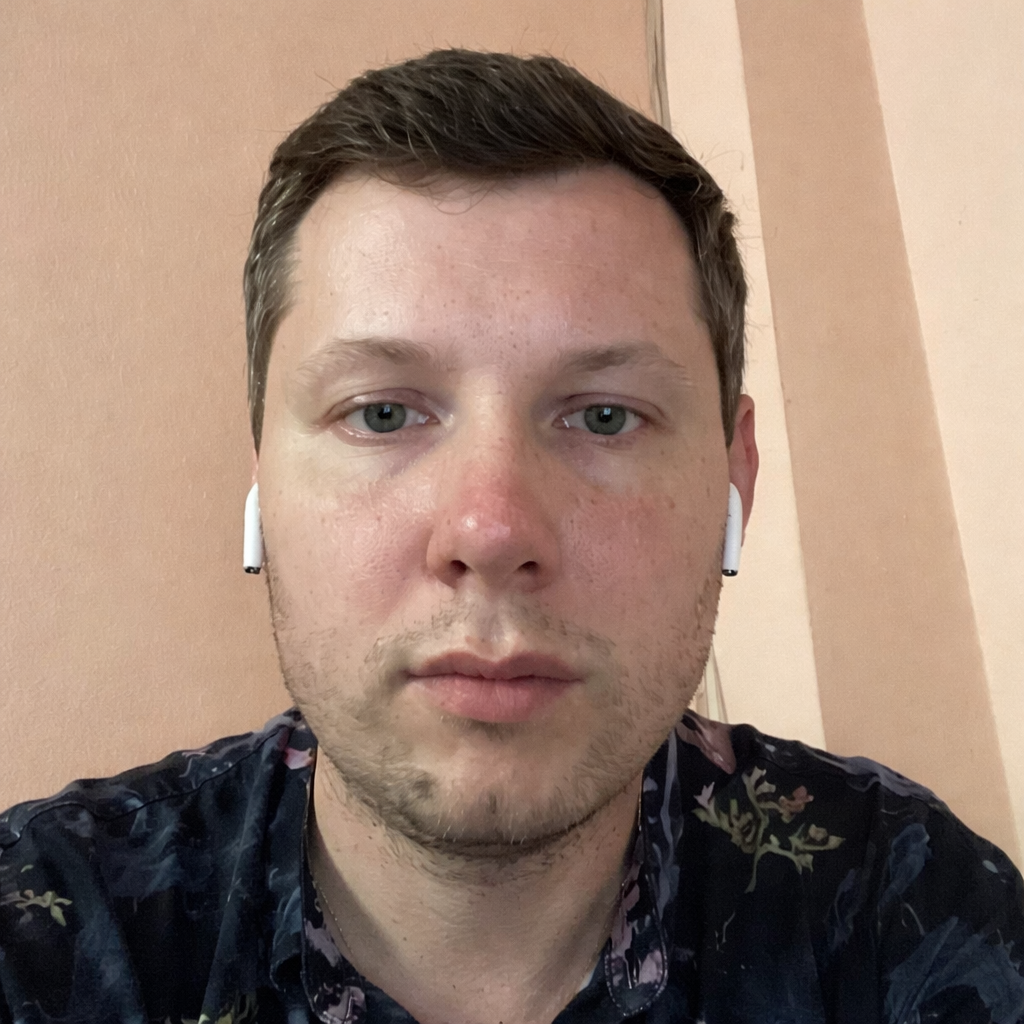 Антон Аспидов – автор обзора